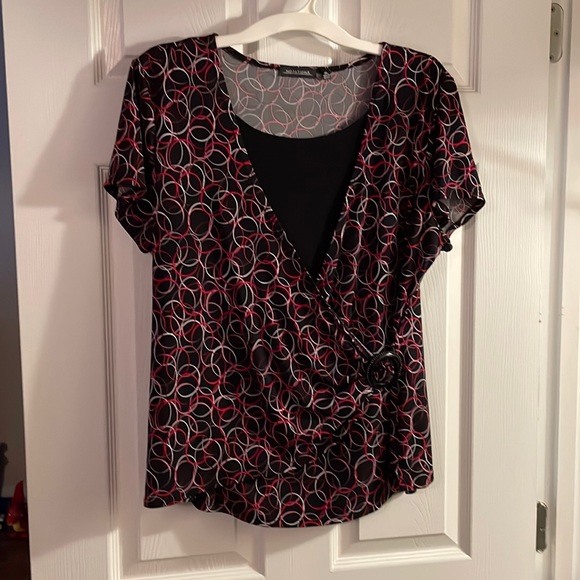 Notations Tops - Patterned Career top